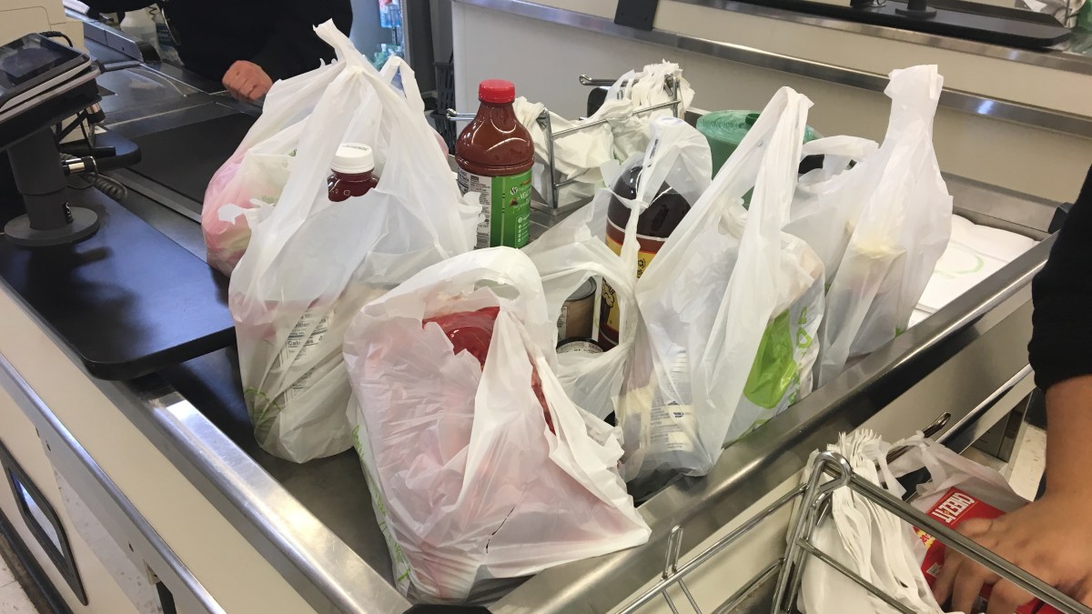 Gov. Lamont Lifts Tax on Plastic Bags During Coronavirus Crisis NBC