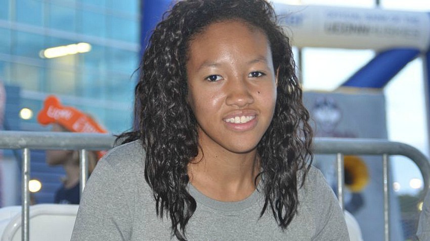 Saniya Chong