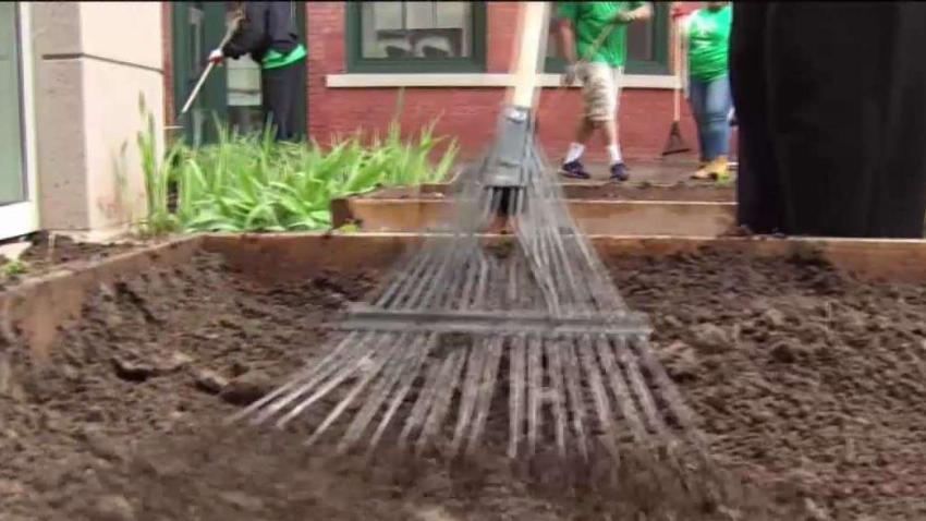 Saturday_Comcast_Cares_Day