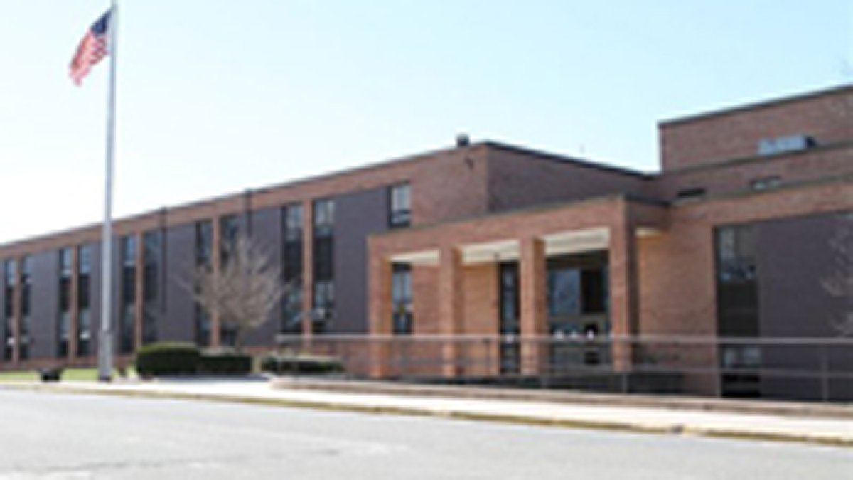 Wallingford Middle and High Schools Will Soon Be Completely Remote Into