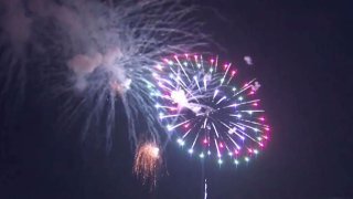 Thousands_Turn_Out_for_Fireworks_in_West_Haven.jpg