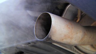 Truck car Exhaust emissions idling copy