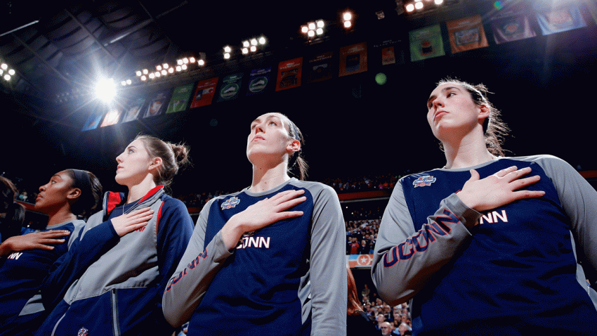 UCONN_SALUTE_GettyImages-519287984