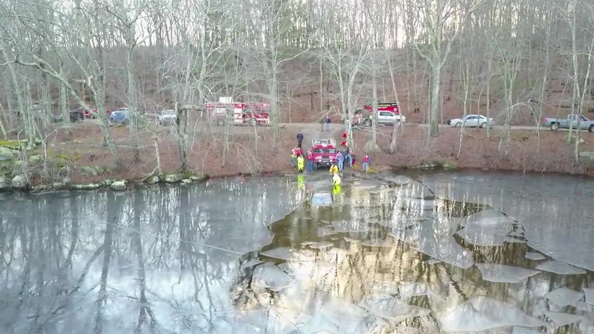 Car Goes Through Ice at Green Falls Pond in Voluntown NBC Connecticut