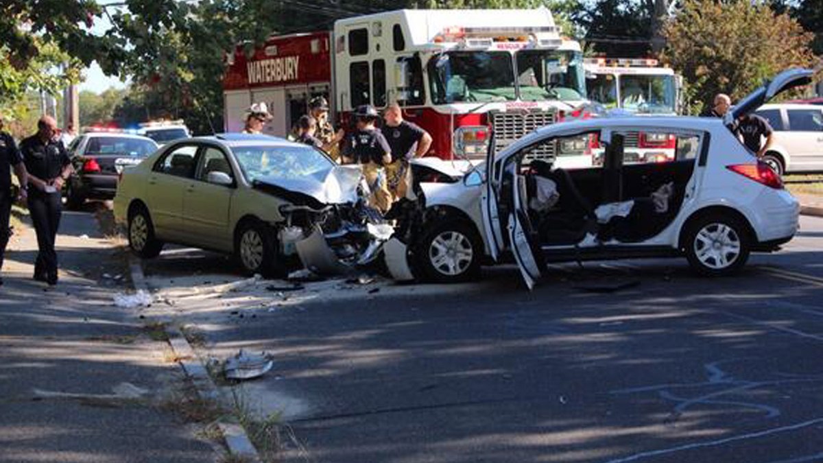 HeadOn Crash on Pierpont Road in Waterbury NBC Connecticut