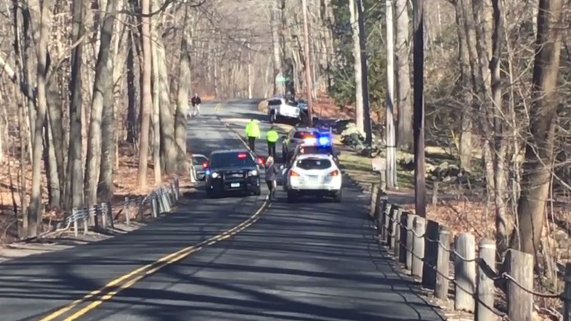 Driver Dead After Crash In Woodbridge Nbc Connecticut