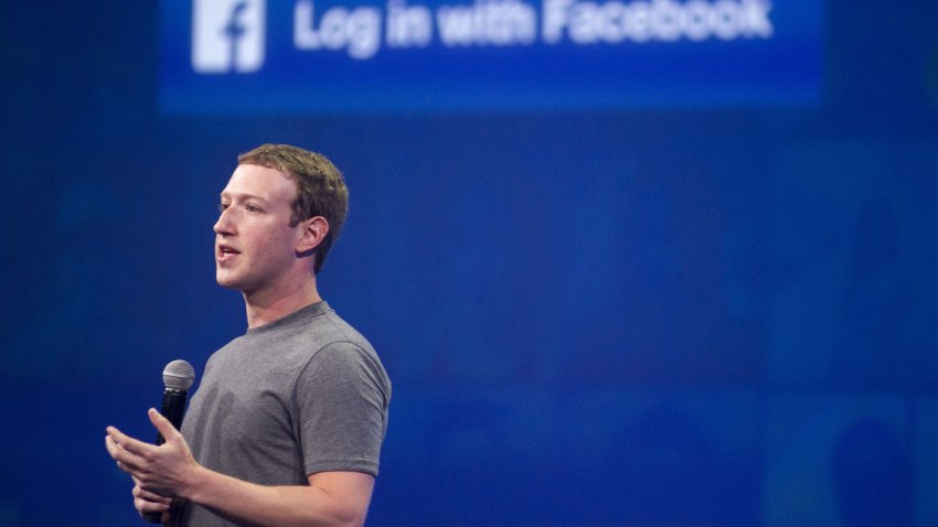 Zuckerberg-Robot-467503096