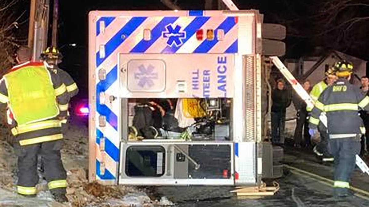 4 Injured in Crash Involving Ambulance in Rocky Hill – NBC Connecticut