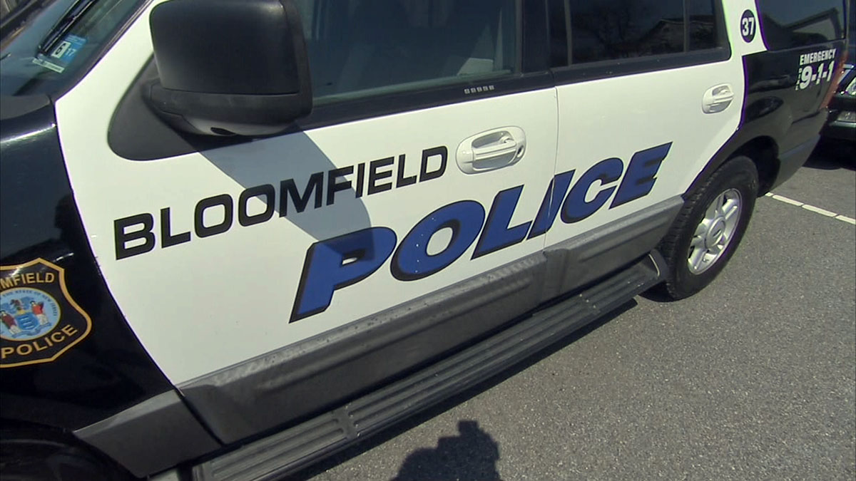 Man critically injured in Bloomfield shooting