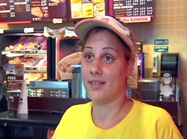 dunkin' donuts clerk1