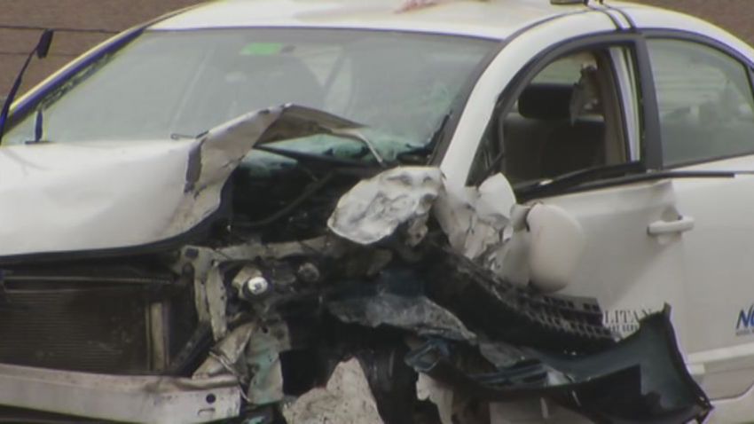 hamdencarcrash_112613