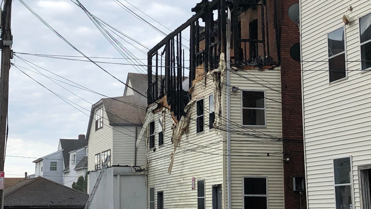 Fire Damages Apartments in Mixed Use Building in Hartford – NBC Connecticut