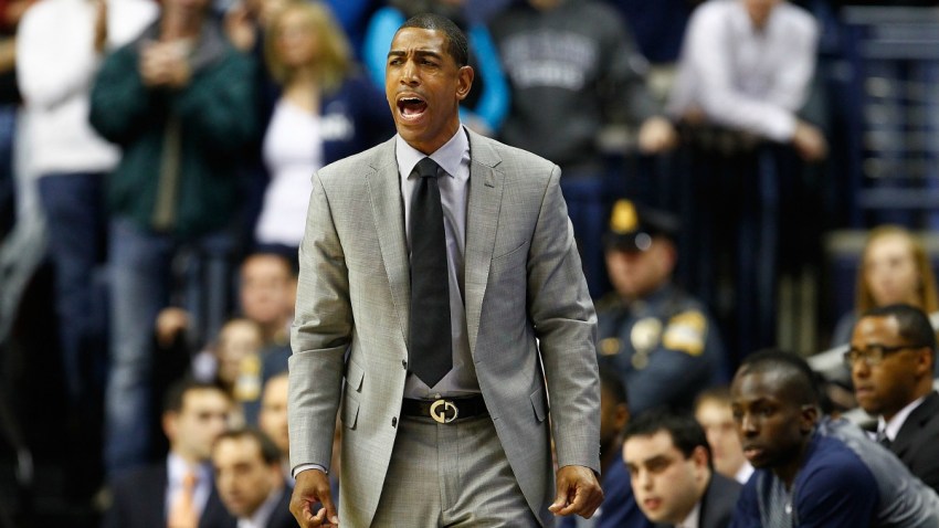 kevin ollie uconn against bryant