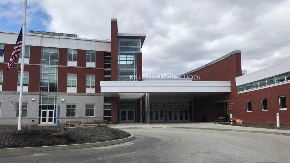 Killingly High School Senior Killed in Crash on I395 in Plainfield