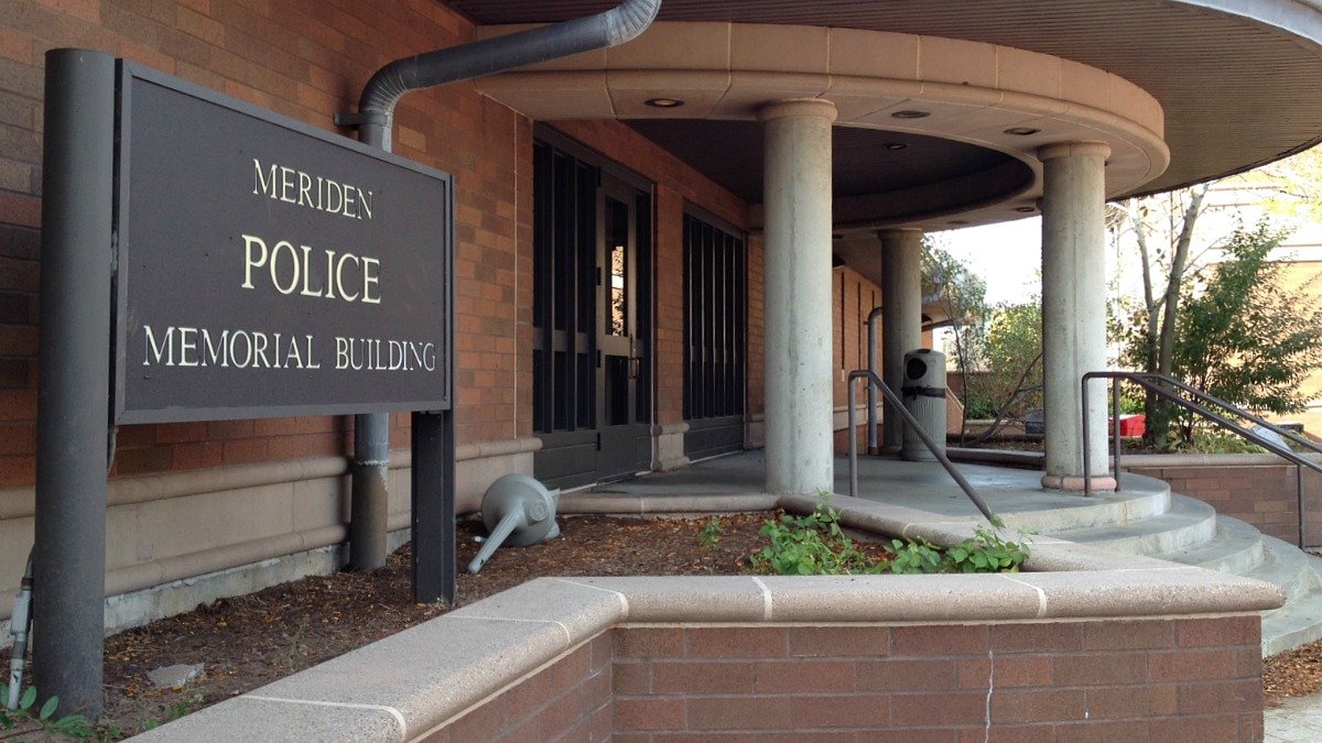 Police asking people to avoid part of Meriden, SWAT team activated - Vimarsana News