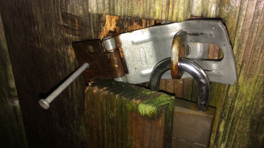 milford-shed-lock