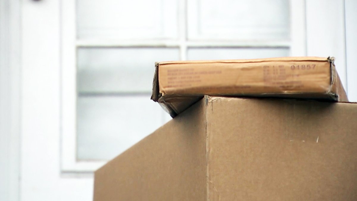 Connecticut Residents Warn of 'Grinches' Stealing Holiday Package – NBC Connecticut - Vimarsana News