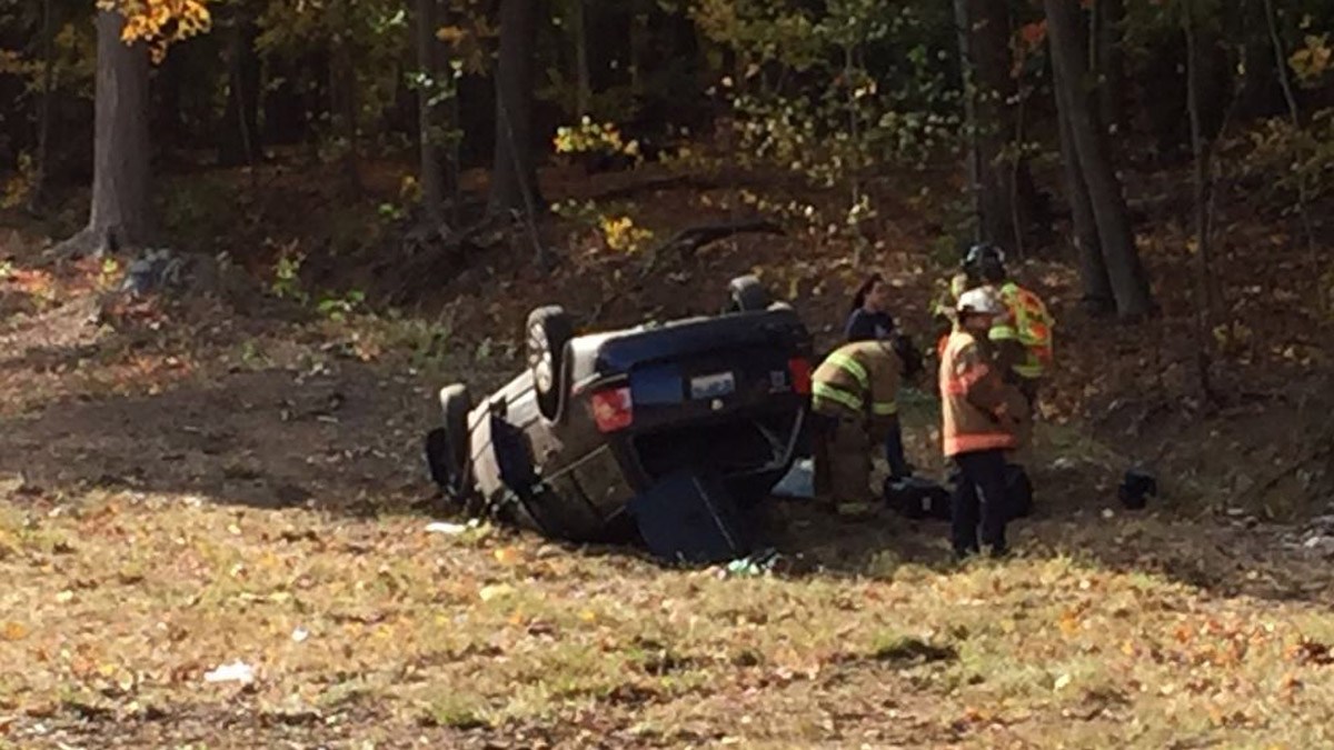 No Injuries in Milford Rollover Crash on Route 15 – NBC Connecticut