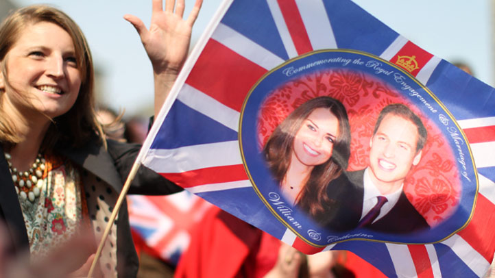 royal wedding crowd