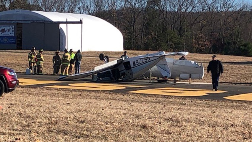 simsbury-plane-crashes-into-vehicle