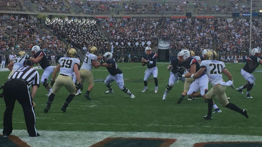 uconn army football 1200