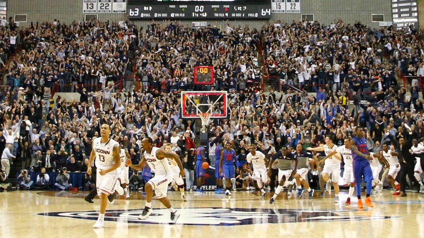 uconn celebration_beats florida