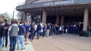 uconn fans gampel