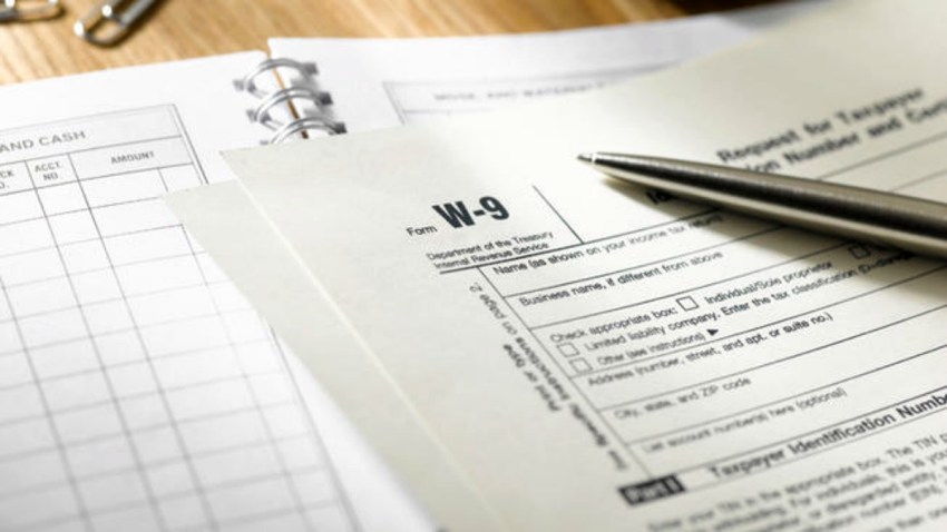 w9-impuestos-taxes-tax-form
