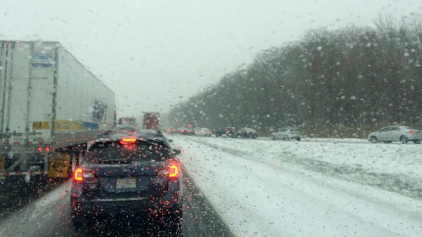 wallingford snowy traffic