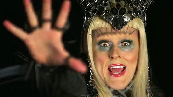 weird-al-perform-this-way-lady-gaga