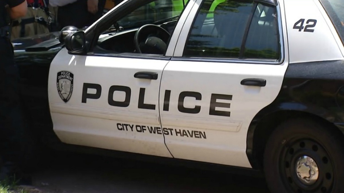 West Haven bar's liquor permit suspended after officials allege overcrowding, after-hours service