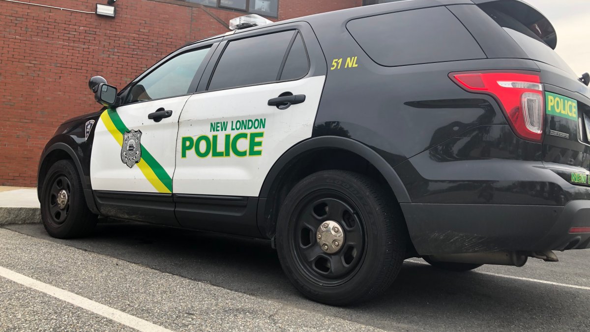 New London Police Chief On Leave Amid Internal Investigation - Vimarsana News