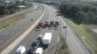 trucks block interstate 95 in Stratford