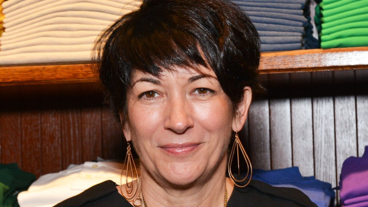 Who Is the Real Ghislaine Maxwell: Epstein Enabler Or Pawn? - Vimarsana News