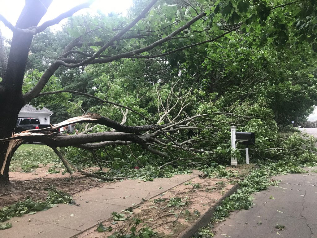 [UGCHAR-CJ] brockett farm rd in north haven