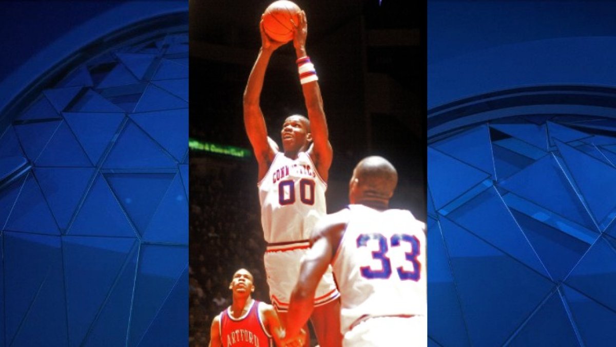 Ex-UConn star, top NBA sixth man Cliff Robinson dies at 53