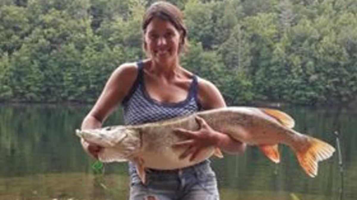 Barkhamsted Woman Reels in Record Fish NBC Connecticut