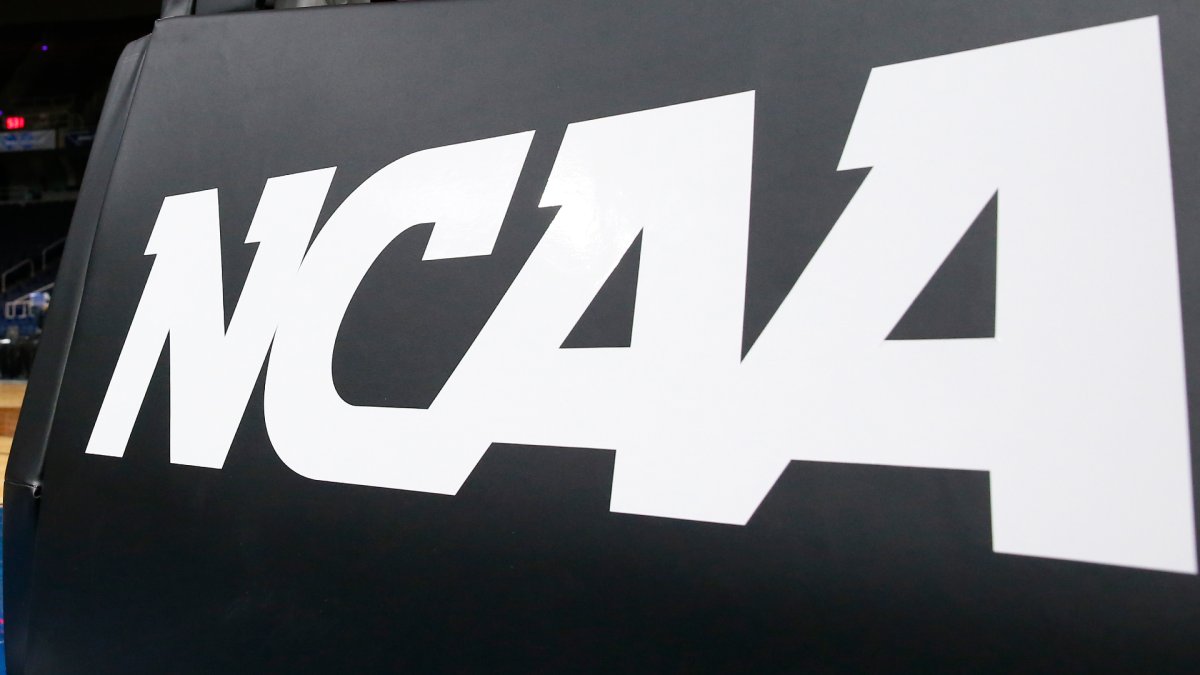 15 College Athletes Already Getting Paid Under New NCAA ...