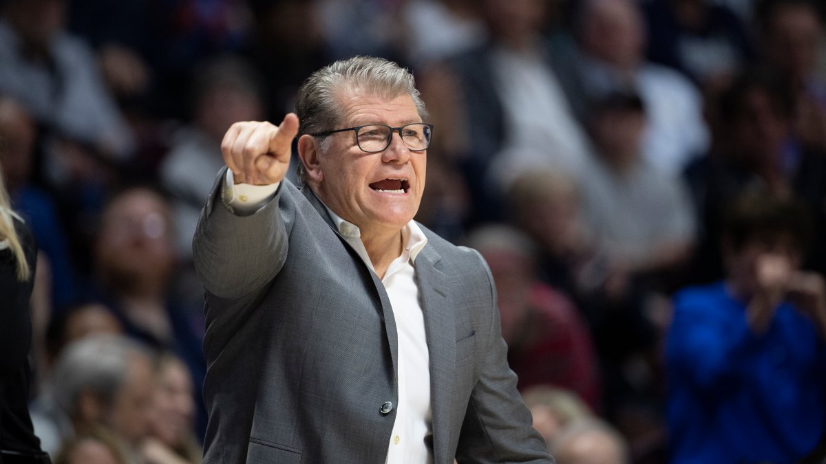UConn Women's Basketball Coach Geno Auriemma Will Not Coach Wednesday's  Game – NBC Connecticut
