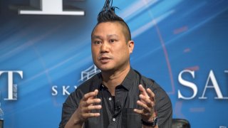 Tony Hsieh, chief executive officer of Zappos.com Inc., speaks at the Skybridge Alternatives (SALT) conference in Las Vegas, Nevada, U.S., on Thursday, May 18, 2017.