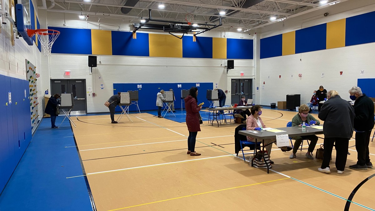 PHOTOS Scenes From Polling Places Around Connecticut On Election Day