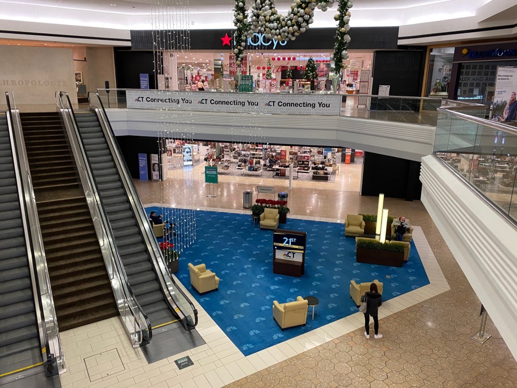 Westfarms  Premier Shopping Mall in Central CT