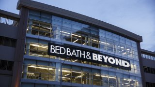 Signage is displayed outside of a Bed Bath & Beyond Inc. store in Los Angeles, California, U.S., on Monday, Sept. 19, 2016.