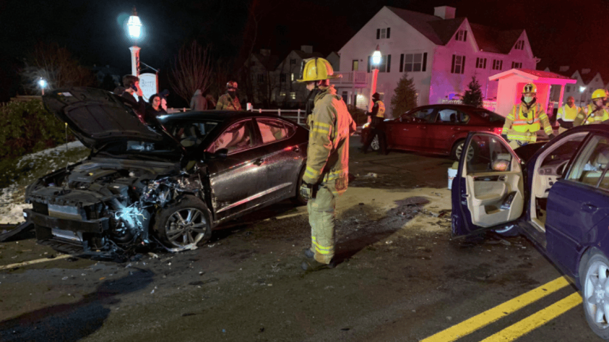Injuries Reported in South Windsor Crash – NBC Connecticut