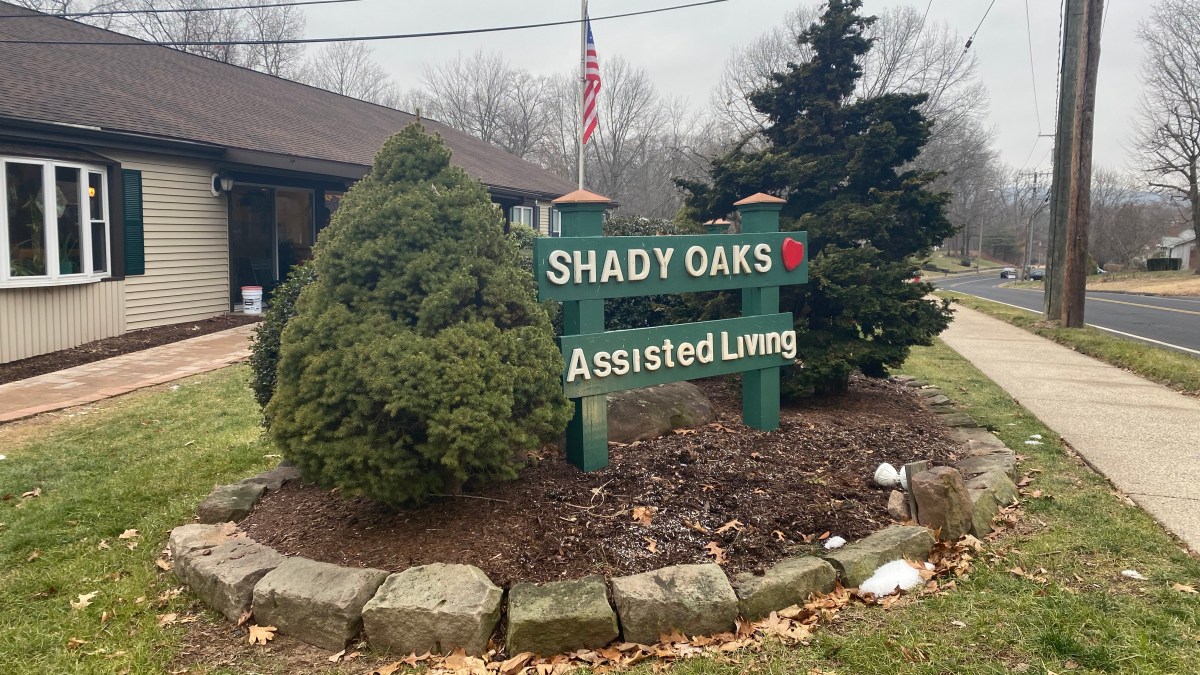 Bristol Assisted Living Center Avoids COVID Cases and Receives First Doses of Vaccine - Vimarsana News
