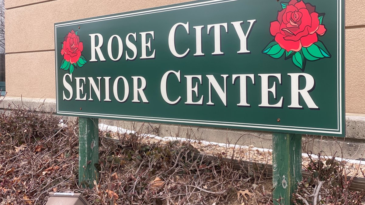 Norwich Creates System to Help Seniors Sign Up for Vaccine NBC