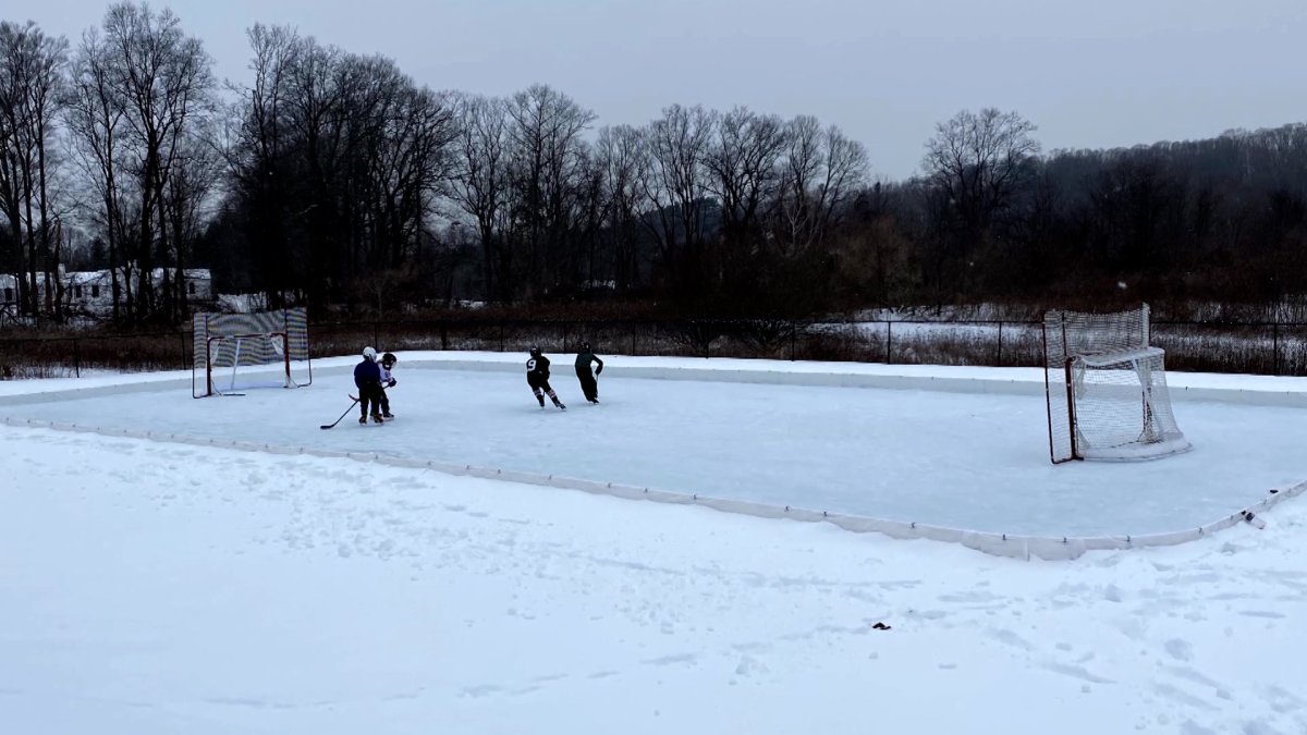 Backyard Ice Rinks Gaining Popularity – NBC Connecticut