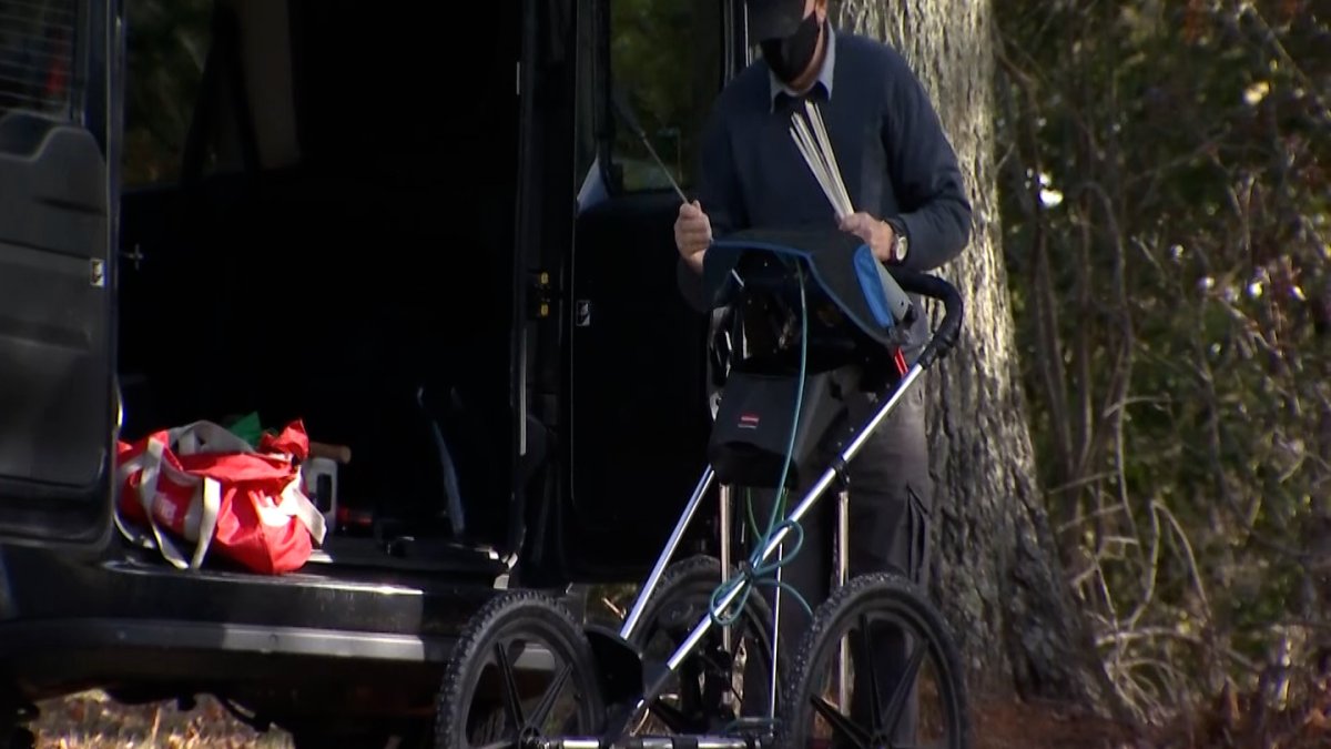 ‘Bone Finder’ Assists Police in Jennifer Dulos Investigation NBC