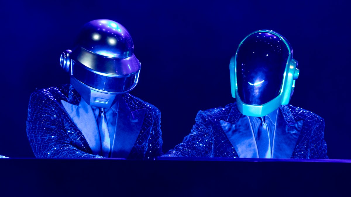 Daft Punk, French electronic music duo, split up after 28 years, Daft Punk