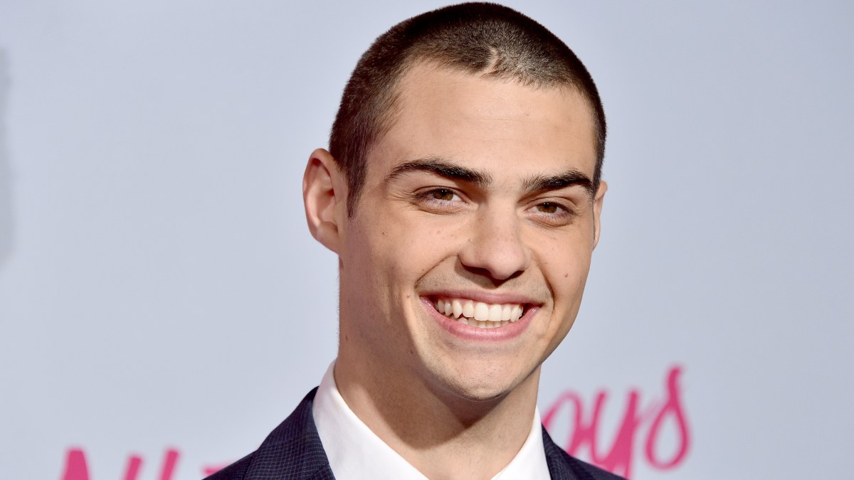 Noah Centineo to Star in a New Movie About the GameStop Stock Controversy - Vimarsana News